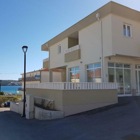 Apartmani MARELLA Donji Seget Exterior foto