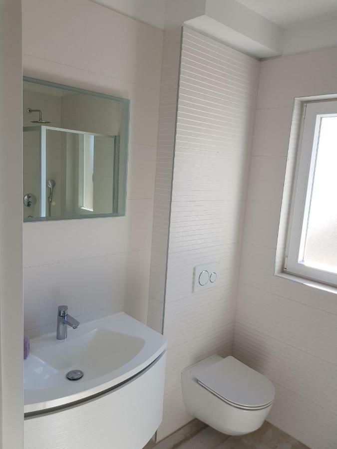 Apartmani MARELLA Donji Seget Exterior foto
